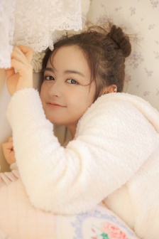 开了一个姑娘的包